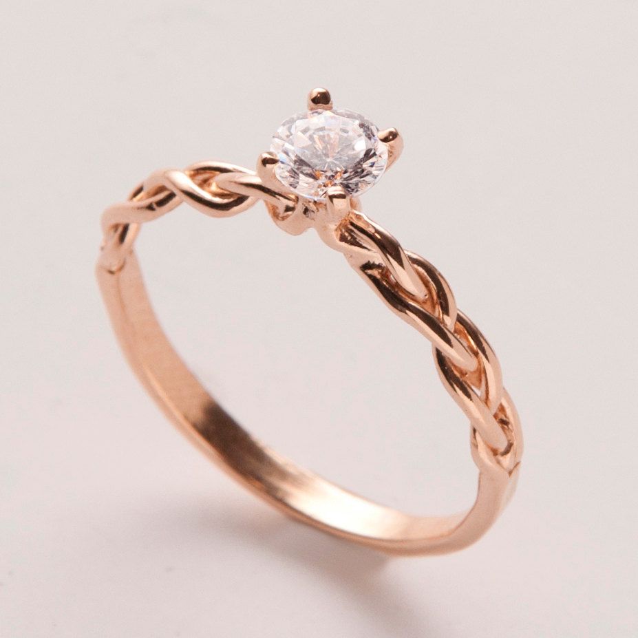 guide to buying antique engagement ring